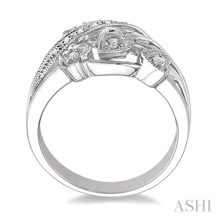 Silver Heart Shape Diamond Fashion Ring