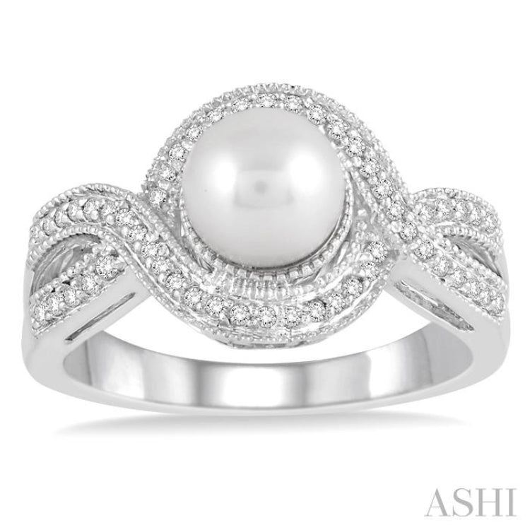 Pearl & Diamond Fashion Ring