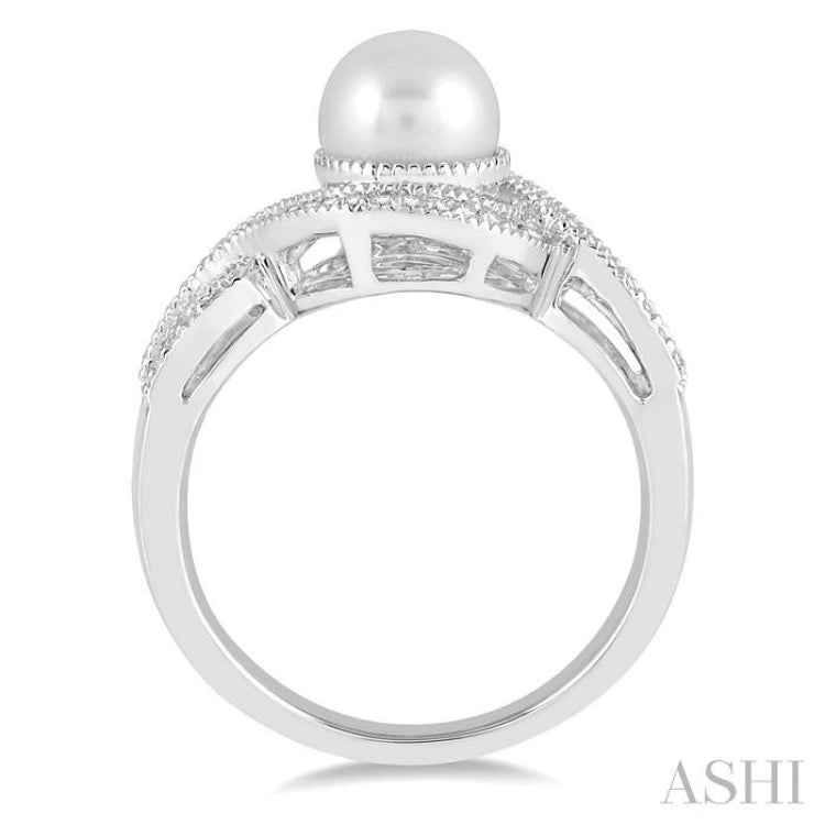 Pearl & Diamond Fashion Ring