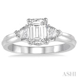 Semi-Mount Diamond Engagement Ring