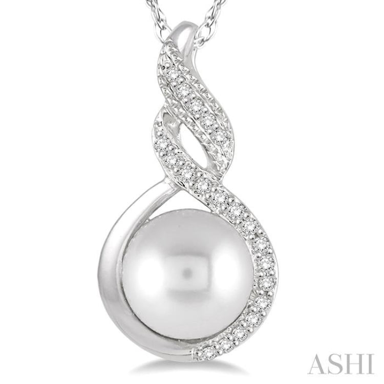 Pearl & Diamond Fashion Pendant