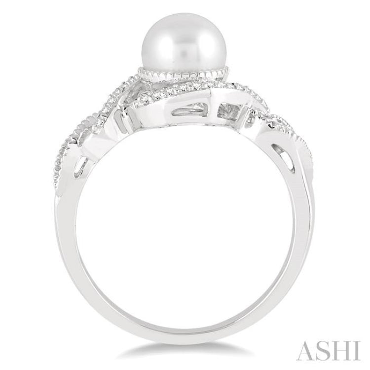 Pearl & Diamond Fashion Ring