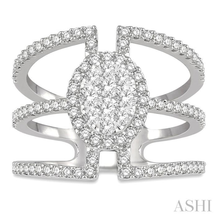 Oval Shape Lovebright Diamond Fashion Ring