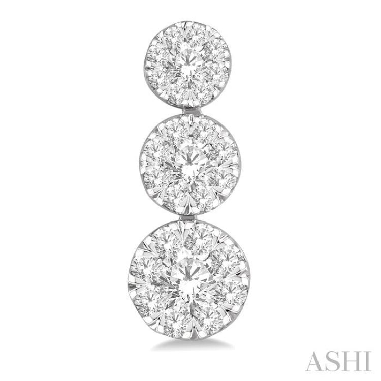 3 Stone Lovebright Essential Diamond Earrings