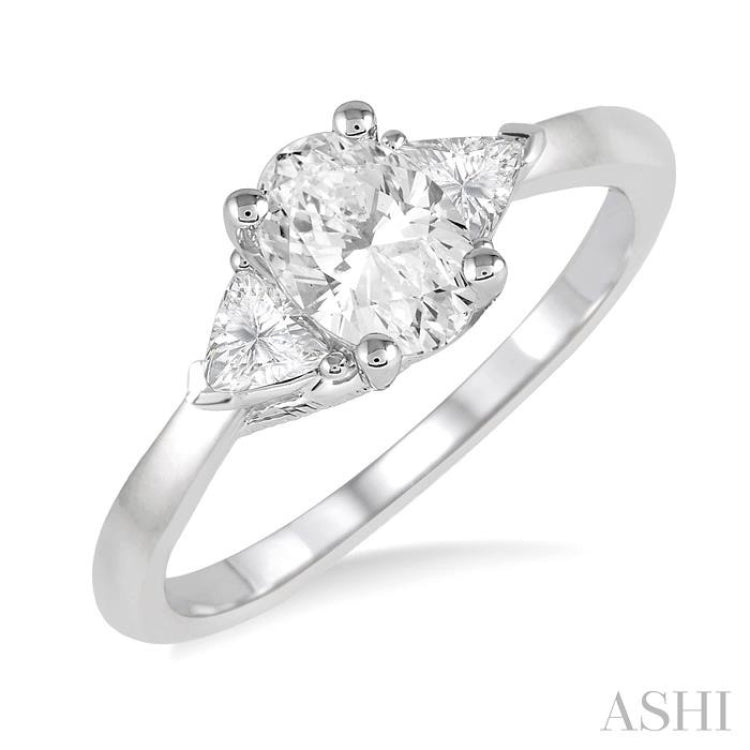 Oval Shape Diamond Engagement Ring