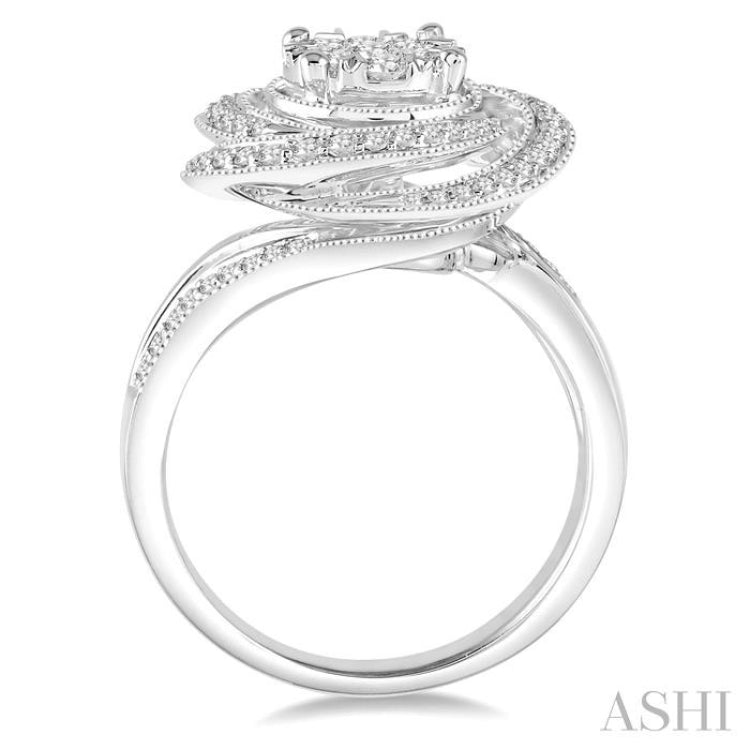 Flower Shape Lovebright Diamond Engagement Ring