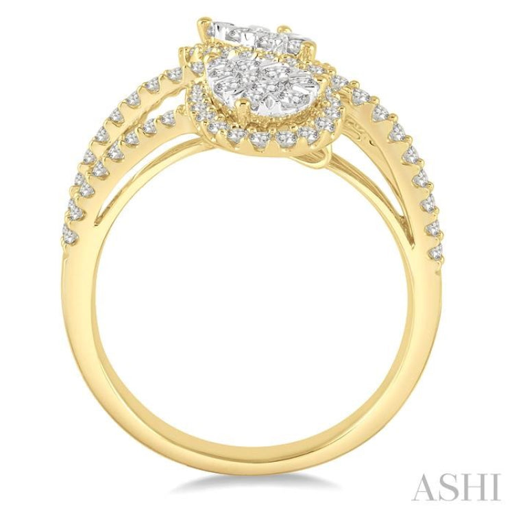 Pear Shape 2 Stone Lovebright Diamond Fashion Ring