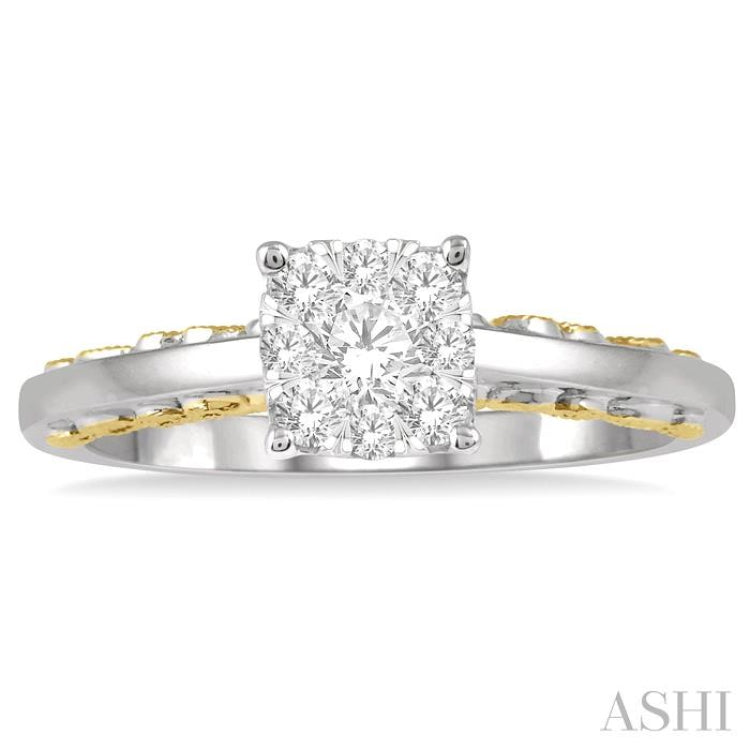 Lovebright Essential Diamond Engagement Ring