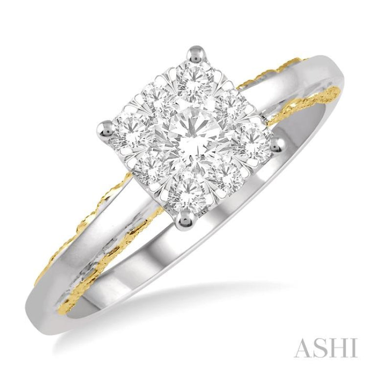 Lovebright Essential Diamond Engagement Ring